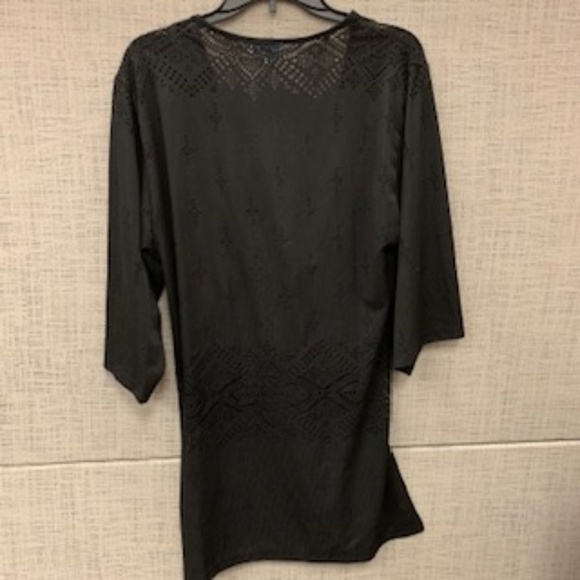 Swimwear Cover - Picture 5 of 8